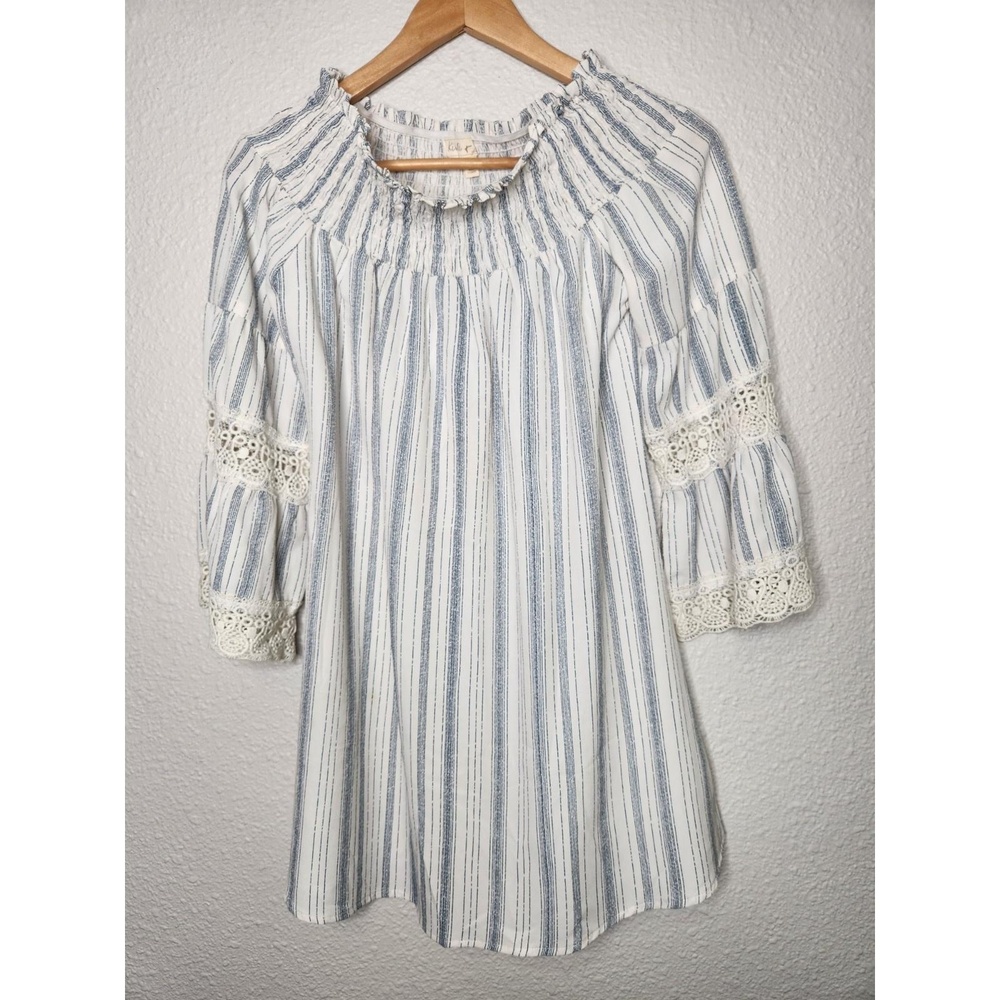 Kiwi + punch Off Shoulder Bell Sleeve White Blue Stripe Blouse Size Small